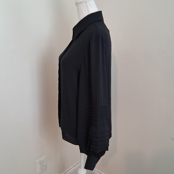 Louis Vuitton Uniform Black Button Down Long Sleeve Blouse Size 8 NWT - Picture 7 of 8